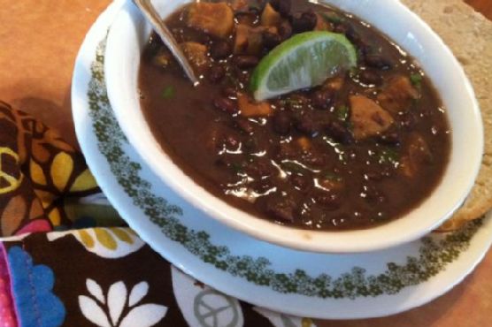 Caribbean black bean and sweet potato soup | Made by Meaghan Moineau