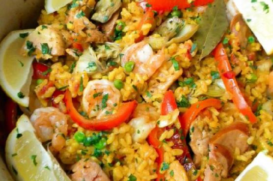 Dutch Oven Paella | Made by Meaghan Moineau
