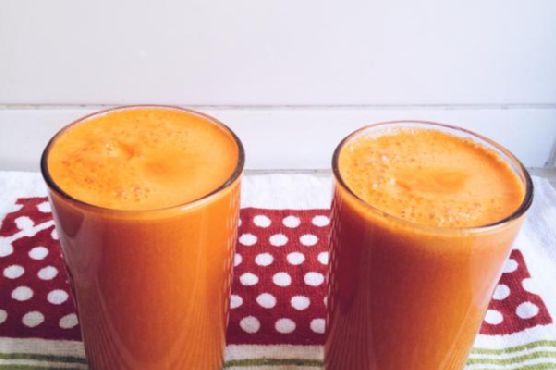 Detox Orange Carrot Juice | Made by Meaghan Moineau
