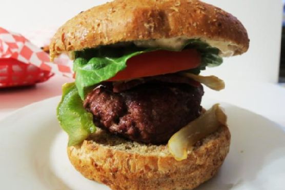 Cheesy Bacon Burger with Spicy Chipotle Aiolo Sauce | Made by Meaghan Moineau