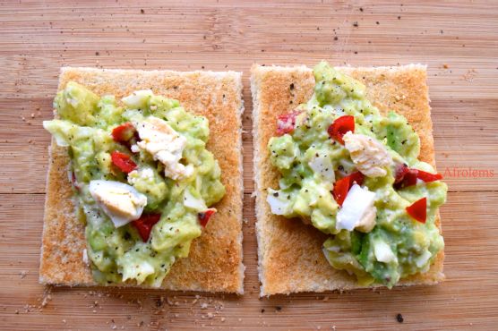 Avocado Egg Salad | Made by Meaghan Moineau