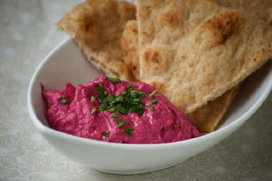 Roasted Beet Hummus | Made by Meaghan Moineau