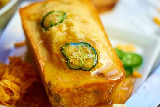 One Bowl Jalapeno Cheddar Cornbread | Made by Meaghan Moineau