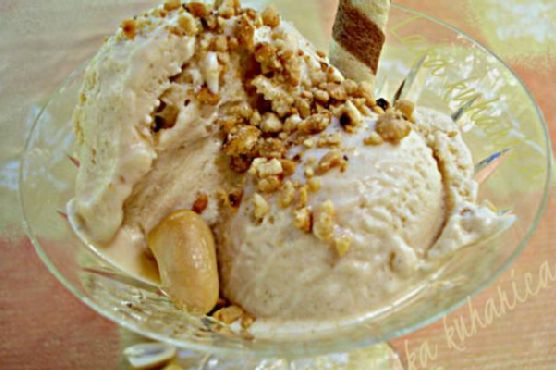 Peanut butter ice cream | Made by Meaghan Moineau
