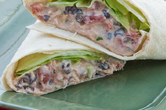 Chicken Enchilada Salad Wraps | Made by Meaghan Moineau