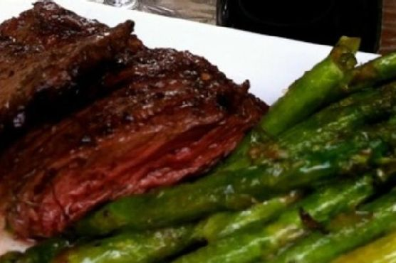 Chimichurri Skirt Steak with Grilled Asparagus | Made by Meaghan Moineau