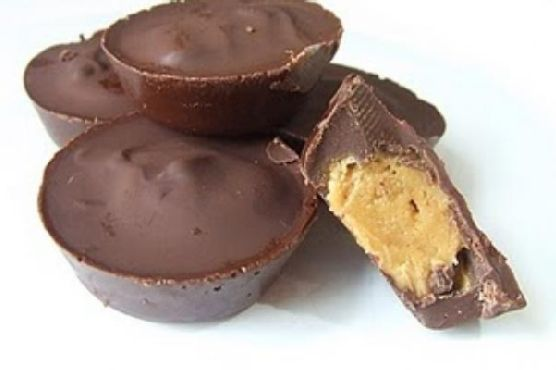 Gluten And Dairy Free Peanut Butter Cups | Made by Meaghan Moineau