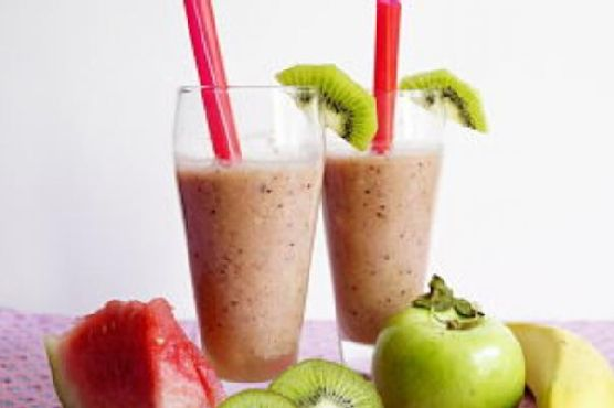 Watermelon, Kiwi, Apple and Frozen Banana Smoothie | Made by Meaghan Moineau