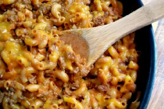Skillet Chili Mac | Made by Meaghan Moineau