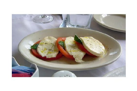 Italian Tomato and Mozzarella Caprese | Made by Meaghan Moineau