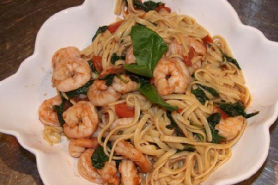 Linguine with Prawns, Fresh Tomatoes and Spinach | Made by Meaghan Moineau