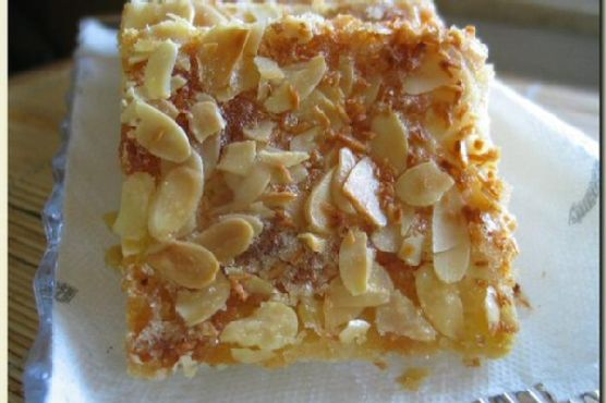 Almond Butter Slices | Made by Meaghan Moineau