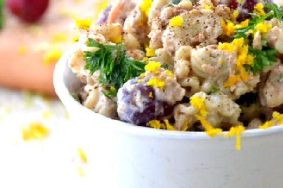 Easy Gluten Free Vegetarian Pasta Salad | Made by Meaghan Moineau