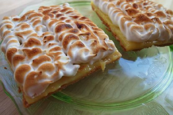 Lemon Bars | Made by Meaghan Moineau