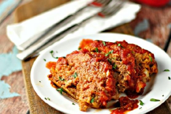 Tasty Easy Meatloaf | Made by Meaghan Moineau