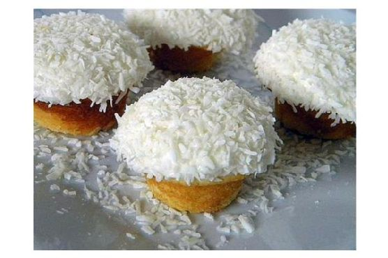 Vanilla Coconut Snowball Cupcakes | Made by Meaghan Moineau