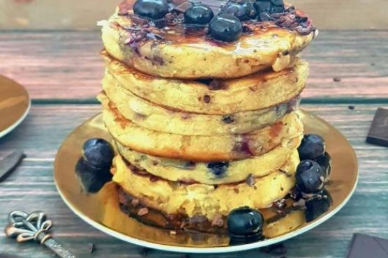 Blueberry, Chocolate & Cocao Superfood Pancakes – Gluten-Free/Paleo/Vegan | Made by Meaghan Moineau