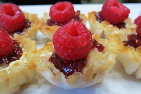 White Chocolate Raspberry Brie Cups | Made by Meaghan Moineau