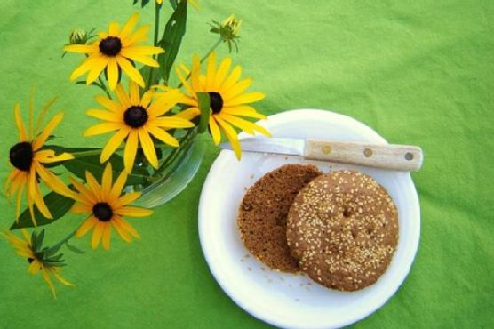 5 Minute Gluten Free Wonder Buns | Made by Meaghan Moineau