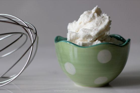 Old Fashioned Vanilla Buttercream Frosting | Made by Meaghan Moineau