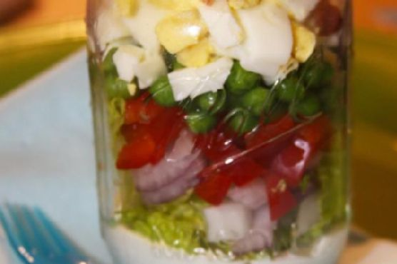 Southern 7 Layer Salad in a Mason Jar | Made by Meaghan Moineau