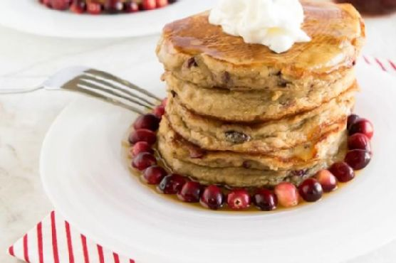 Caramelized cranberries coconut pancakes | Made by Meaghan Moineau