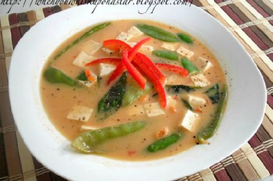 Thai Coconut Curry Soup | Made by Meaghan Moineau