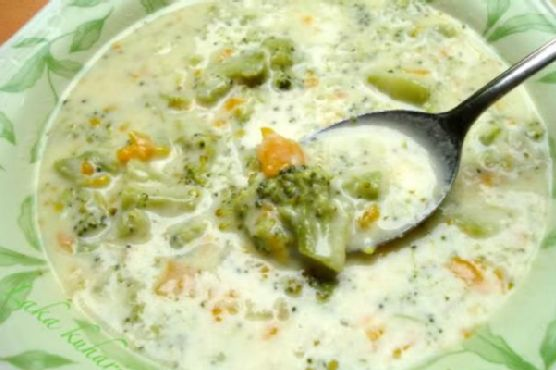 Broccoli with cheese soup | Made by Meaghan Moineau
